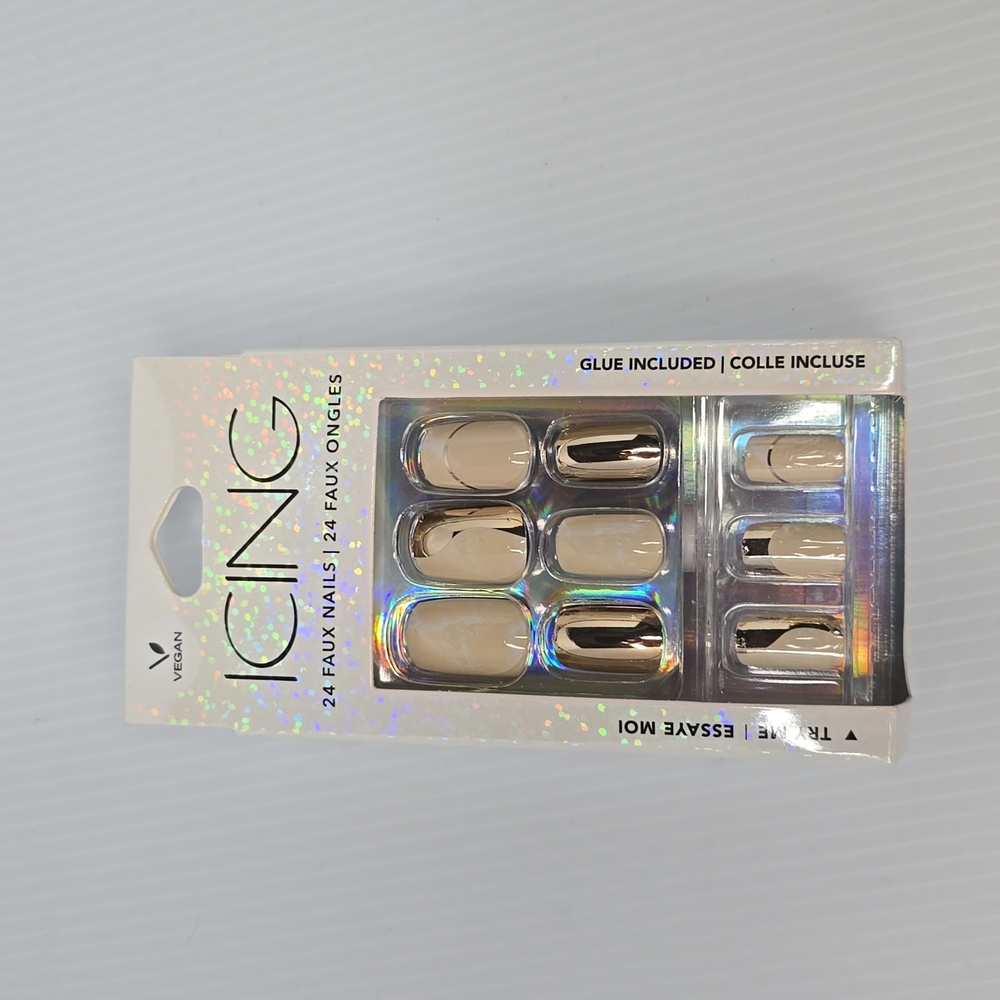 Icing Vegan Faux Nails- Glue Included
